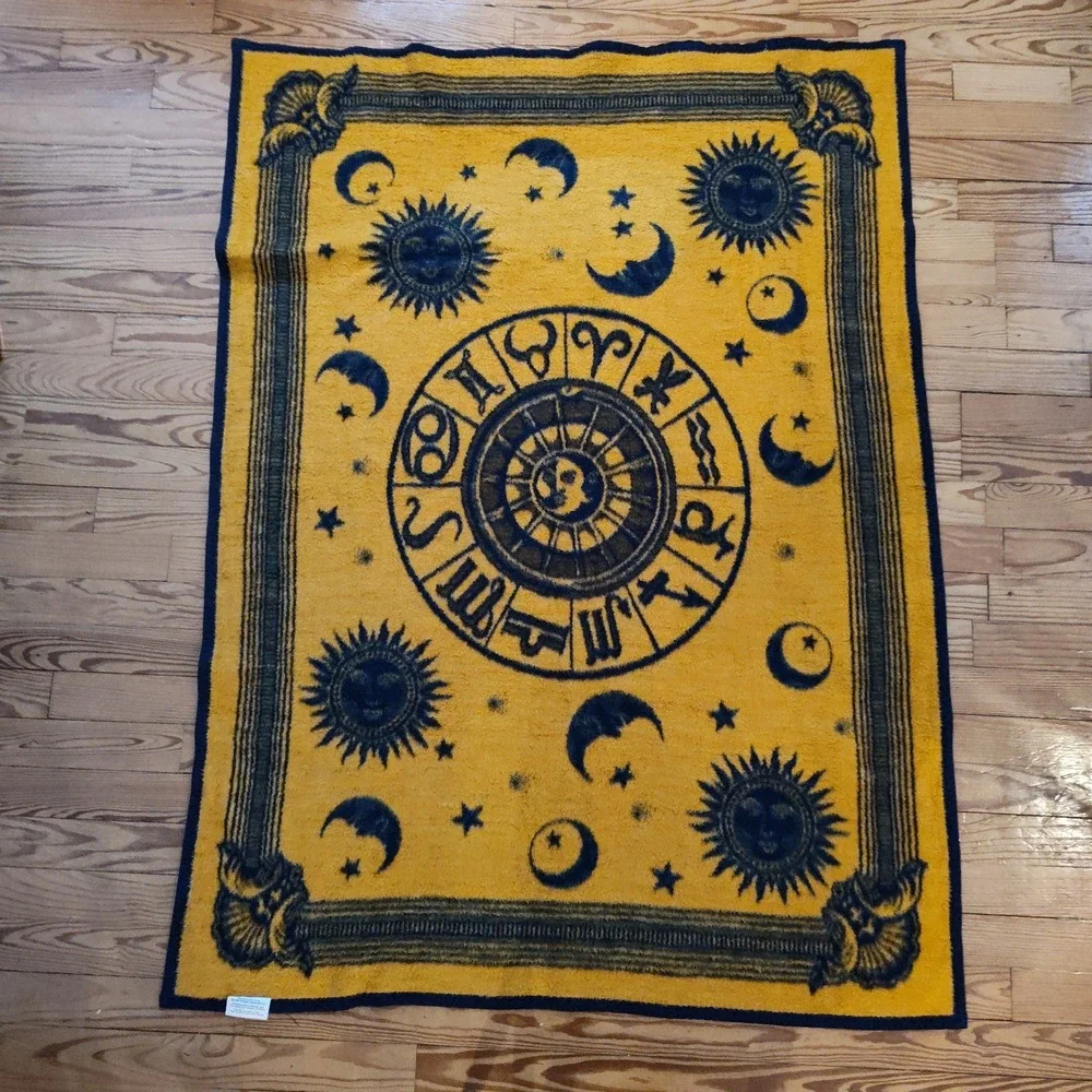 Vintage Celestial Blanket Sun Moon Reversible Zodiac Astrology Whimsigoth Goth